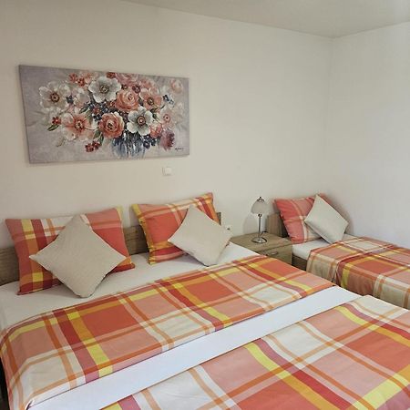 Apartments Kovac Makarska Quarto foto