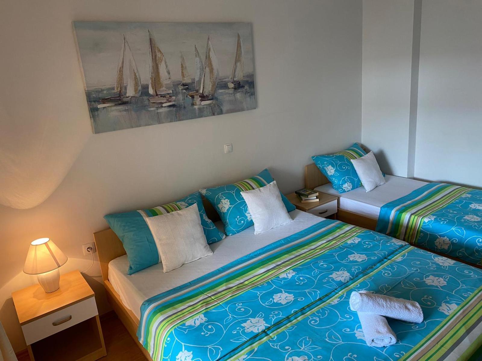 Apartments Kovac Makarska Quarto foto