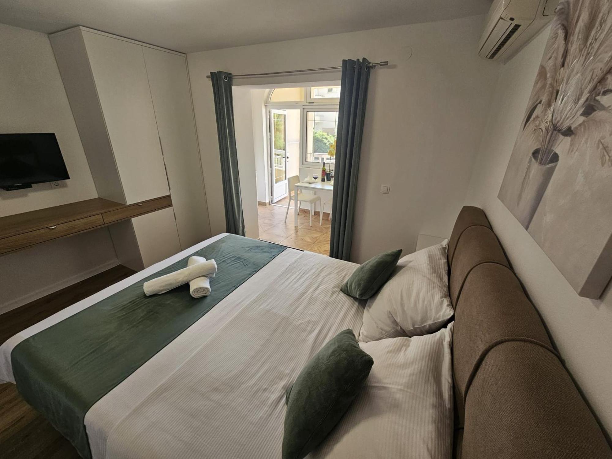 Apartments Kovac Makarska Quarto foto