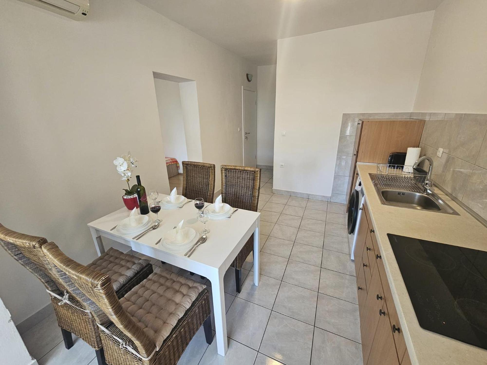 Apartments Kovac Makarska Quarto foto